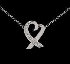 Tiffany & Co 18k Loving Heart