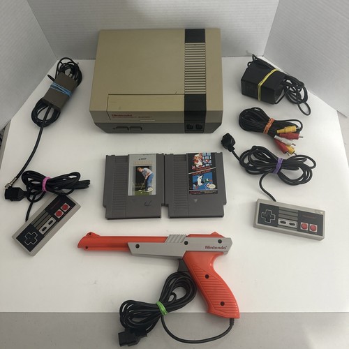 Nintendo nes console bundle - nintendo,