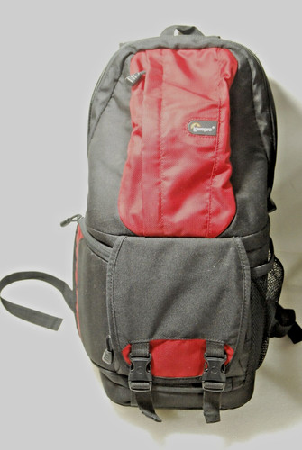 Used medium lowepro red - used, lowepro,