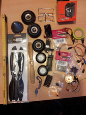 RC Modellbau Konvolut u.a. Kleinteile ,Luftschrauben,Kabel,Lader Graupner