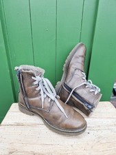 Bisgaard 37 UK 4 Lammfell