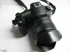 Sony Digitalkamera DSC-RX10 Zoom-Objektiv Carl Zeiss Vario-Sonnar T 8,3x lens