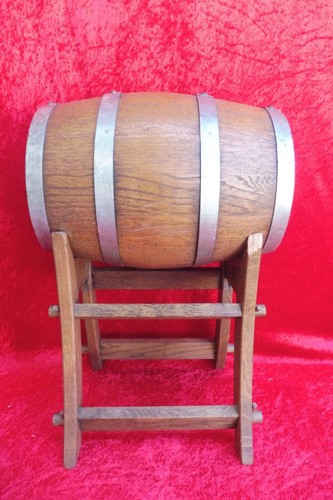 Schönes altes whiskey fass - whiskey, -fass