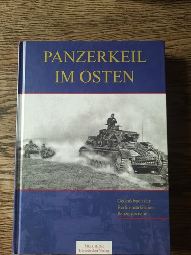 Panzerkeil osten gedenkbuch - im,