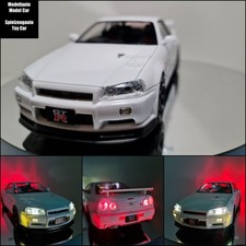 Modellauto 1:18 - Nissan