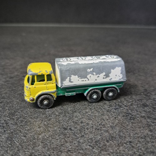 Matchbox series 25 petrol - matchbox, no.