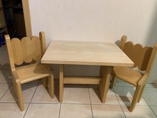 Kindersitzgruppe mit 2