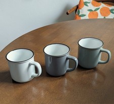 3 Tassen in Vintage Emaille Optik - Keramik