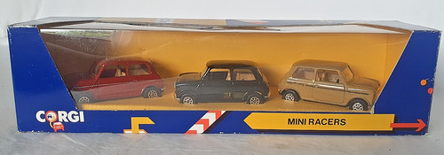 Boxed 1990 corgi - 1990,