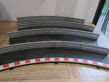 SCALEXTRIC AUSSENGRENZEN UND