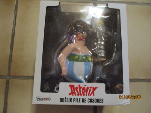 Obelix trägt einen - trÄgt,