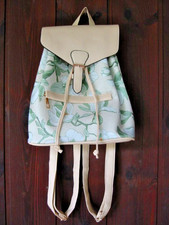 Damen Rucksack*Klein*Cityrucksack*beige-grün*Blumenmuster*28x23x13 cm*Polyresin