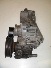 VW Polo 6N2 6N1 GTI 16V Servopumpe mit Motorhalter