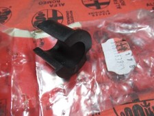 Original Alfa Romeo Spider Gtv 916 Buchse für Hinterachse Stabilisator 60611639