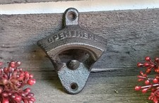 Wand - Flaschenöffner