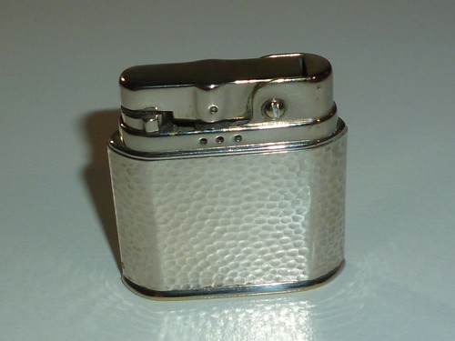 Rowenta pocket lighter 925 - w.,