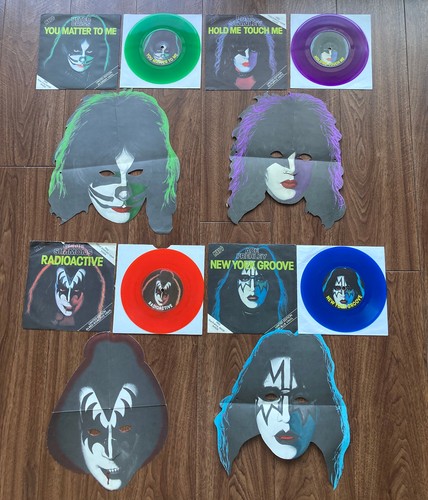 Kiss singles with masks - kiss,