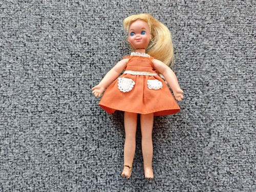 Mattel vintage barbies - vintage,