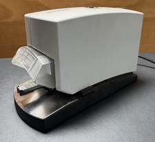 Novus B100EL – Elektrisches Heftgerät (Elektrohefter) bis zu 40 Blatt