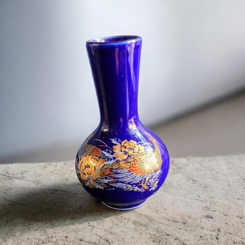 Kleine blaue porzellanvase mit - kleine,