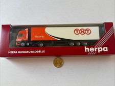 G542 Herpa DAF CF SZ TNT