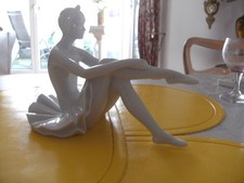 DUX Porzellanfigur "Ballerina" Höhe 19cm Länge 25cm Bestzustand