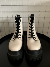 ZARA Stiefeletten mit Plateausohle Creme/Schwarz 36