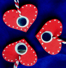 Minkaklecks  Anhänger Holz Deko Handarbeit  1x HERZ  ROT  4cm  Handbemalt