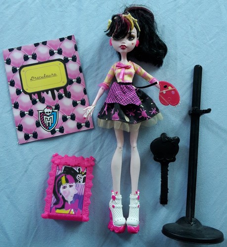 Monster high puppe - monster,
