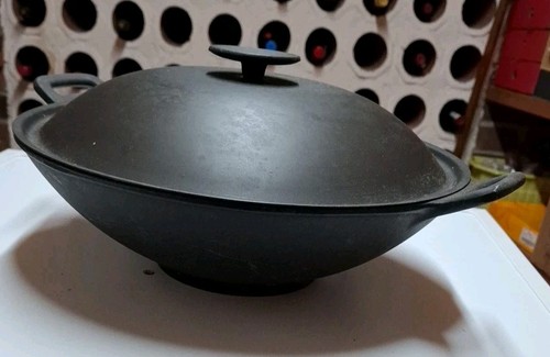 Gusseisen wok mit deckel - gusseisen,
