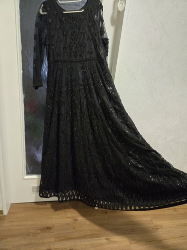 Elegantes schwarzes maxikleid - elegantes,