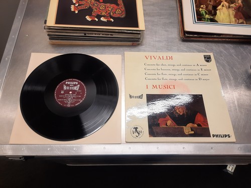 Near mint stereo philips - near,