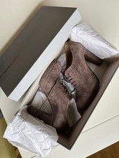 Absatzschuhe von Progetto Glam, Wildleder, Braun. Größe 39.  Guter  Zustand. 