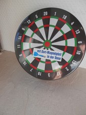 Blechdose Männerrunde Dart-Spiel mit Magnet-Pfeil von Confiserie Heidel leer