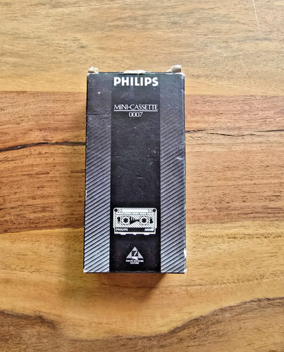 Philips mini cassette 0007 - philips, mini-cassette
