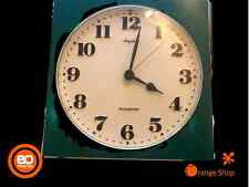 1970er Rhythm Transistor  Wanduhr Küchenuhr läuft gut Plastik grün Japan