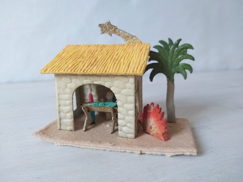 Alte kleine weihnachtskrippe - alte,