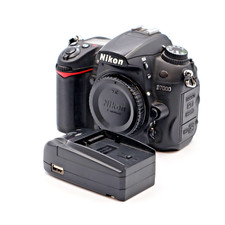 Nikon D7000 16.2MP Digital SLR