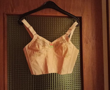 Mieder BH Triumph NEU 85 Cup B