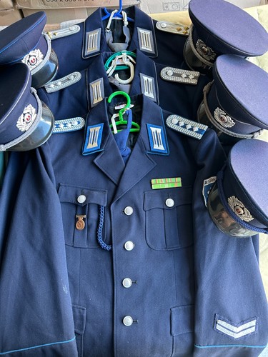 Uniformen konvolut ddr - uniformen,