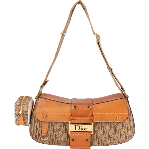 Christian dior street - christian,