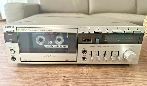 Siemens 666 retro audio - –,