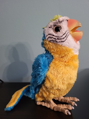 Hasbro furreal squawkers mccaw - squawkers,