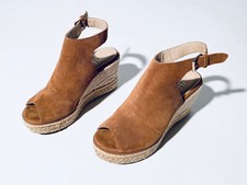 Bullboxer Wedges aus Wildleder