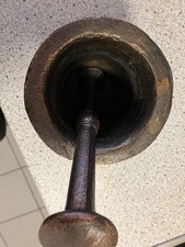 Mörser mit Stößel aus Gusseisen - Massiv Schwer Deko 