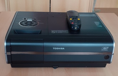 Beamer toshiba tdp ew25 - toshiba, tdp-ew25