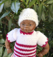 dunkle Rothkirch Puppe 30 cm