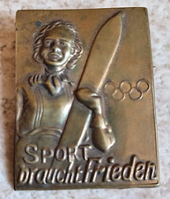 DDR Abzeichen Anstecker Sport