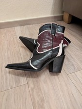 Super schöne ZARA Echtleder Stiefel Größe 39 Stiefeletten ***NEU***