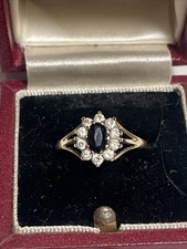 Ring 9 kt Cluster Saphir & CZ